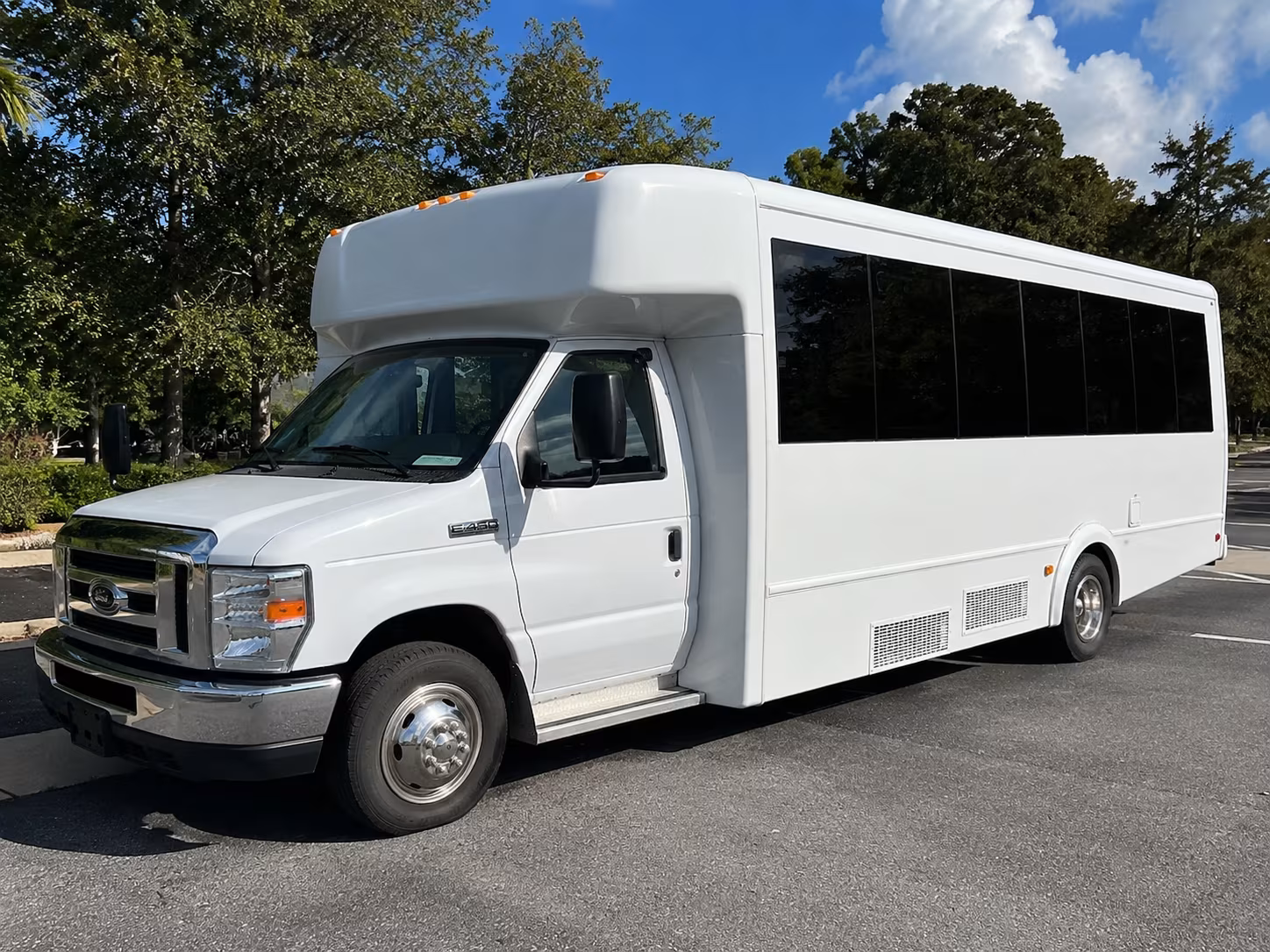 Coeur d'Alene Winery Tour & Pub Crawl Transportation