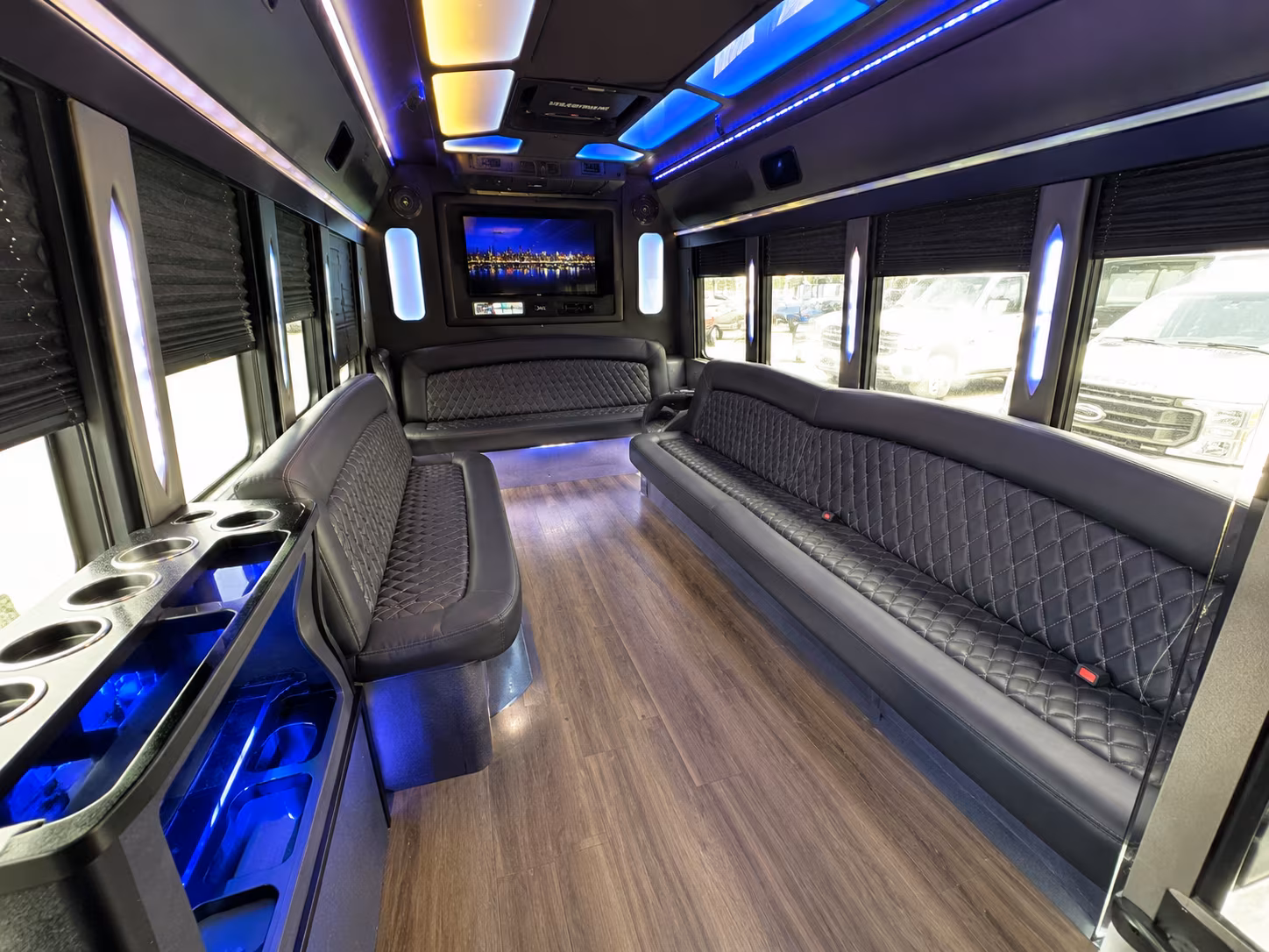 Spokane Winery Tour & Pub Crawl Transportation party bus exterior